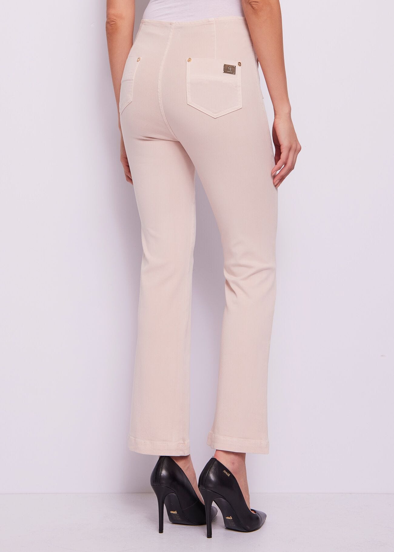 Pantaloni da donna flare con tasche
