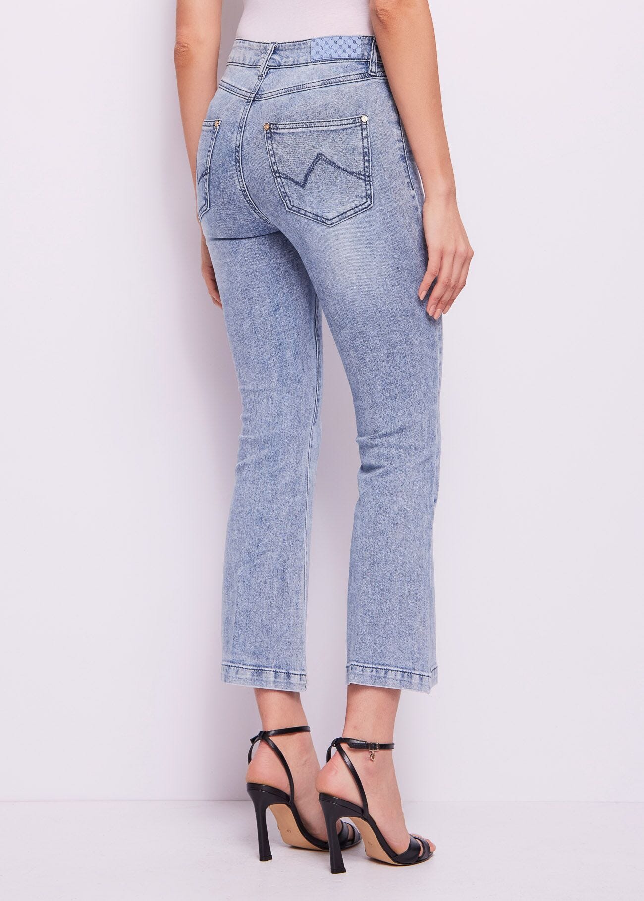 Jean cropped évasé en coton pour femme
