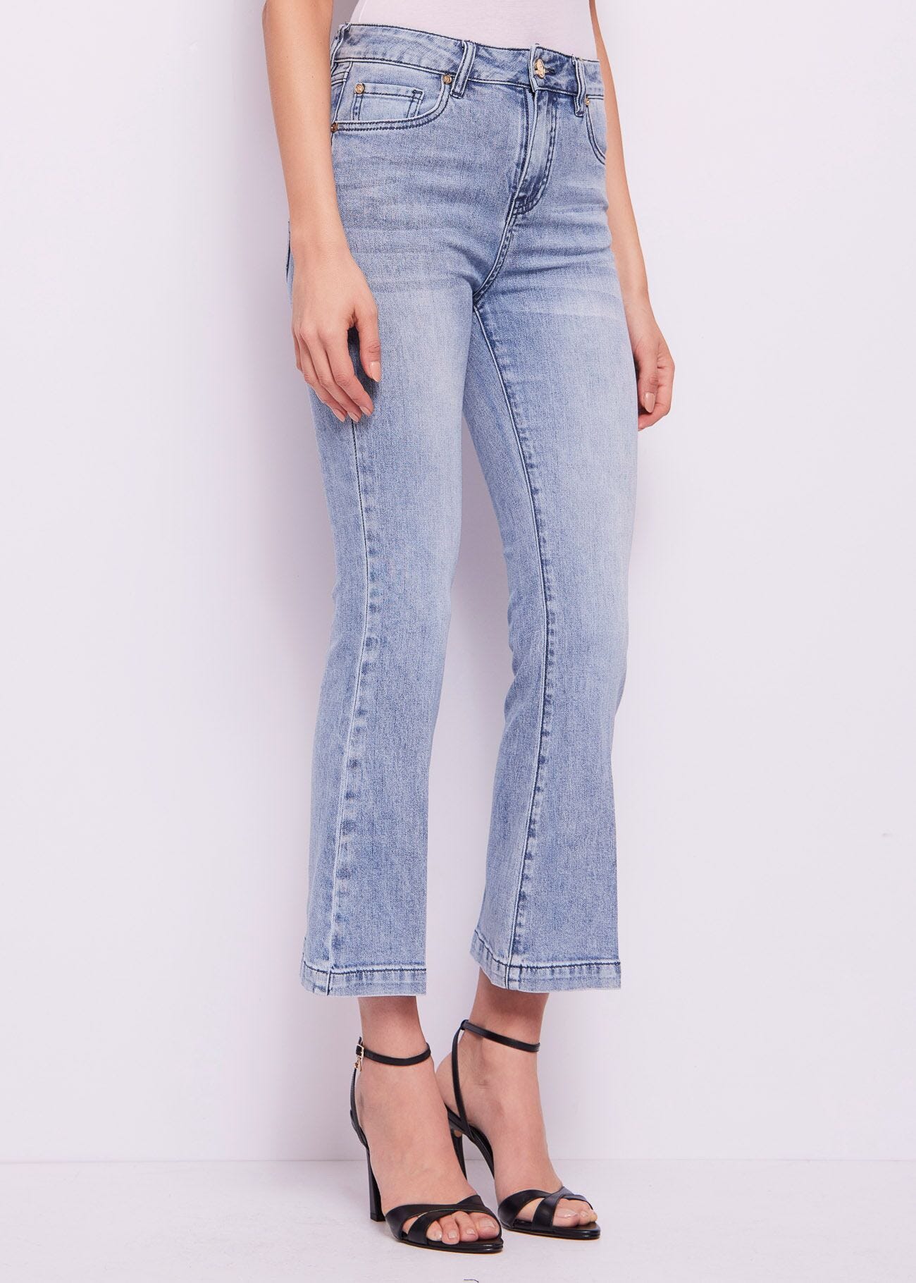 Jean cropped évasé en coton pour femme