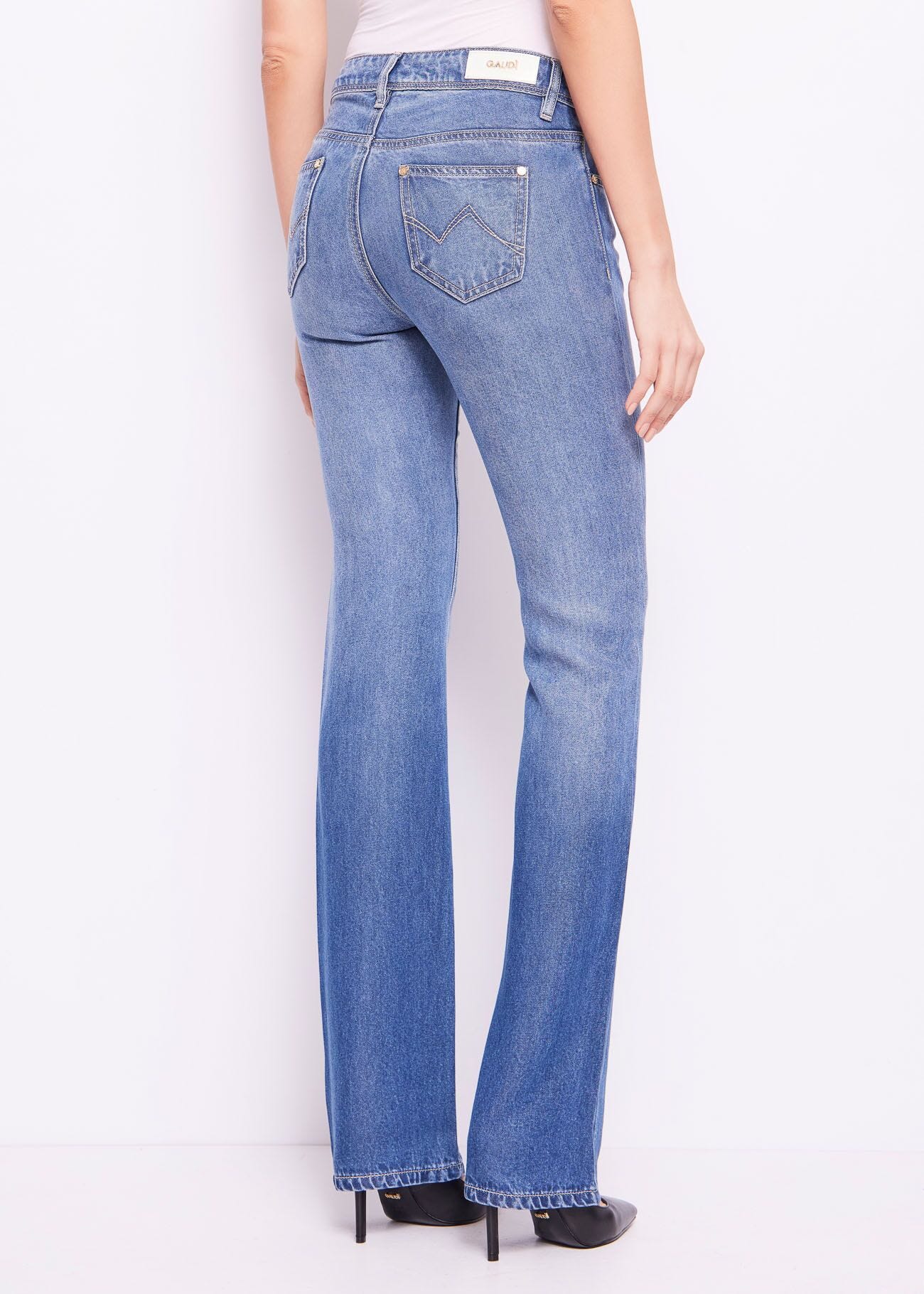 Women's bootcut jeans