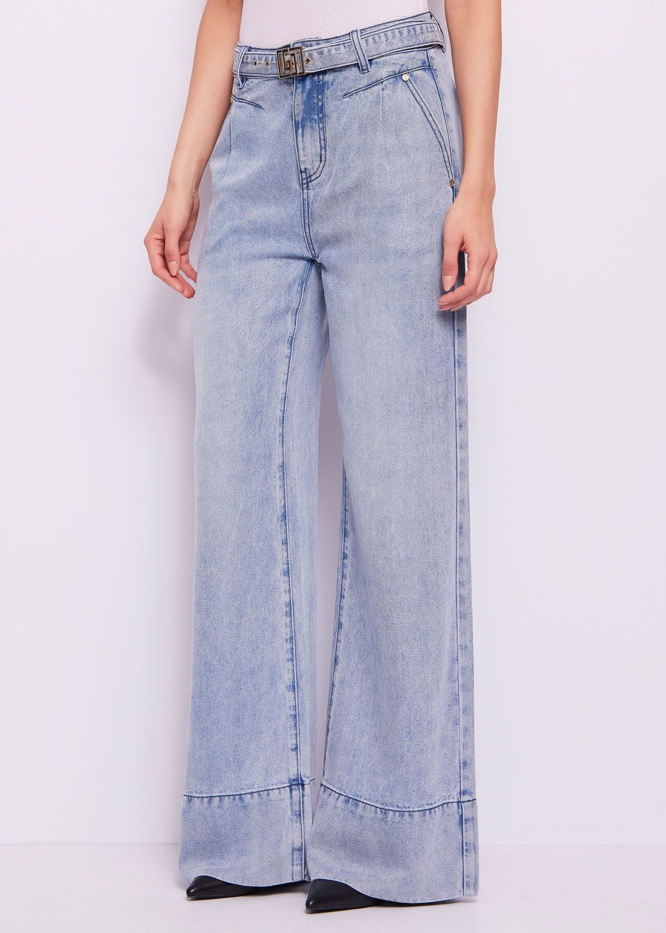 Women's palazzo jeans with belt