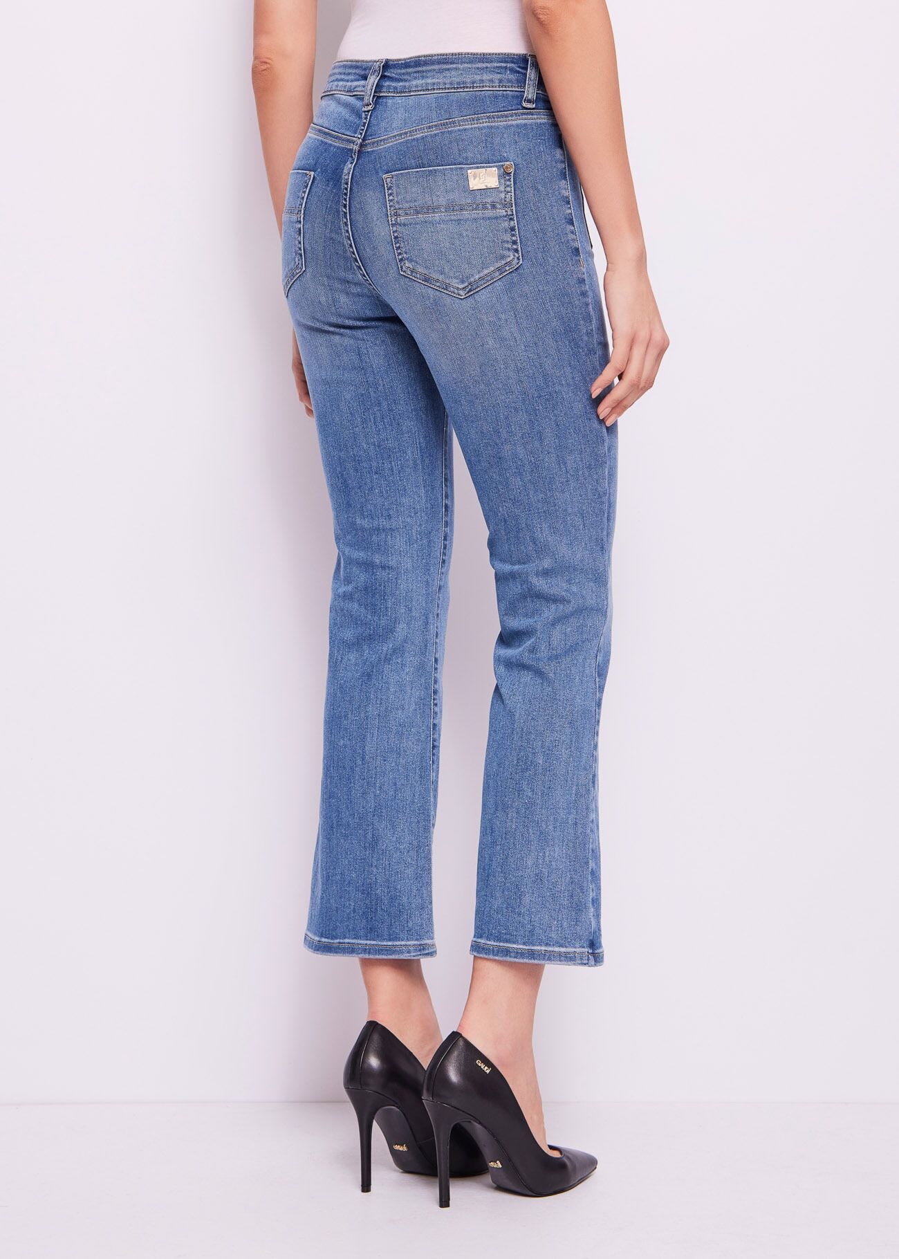 Women's cropped flared cotton jeans