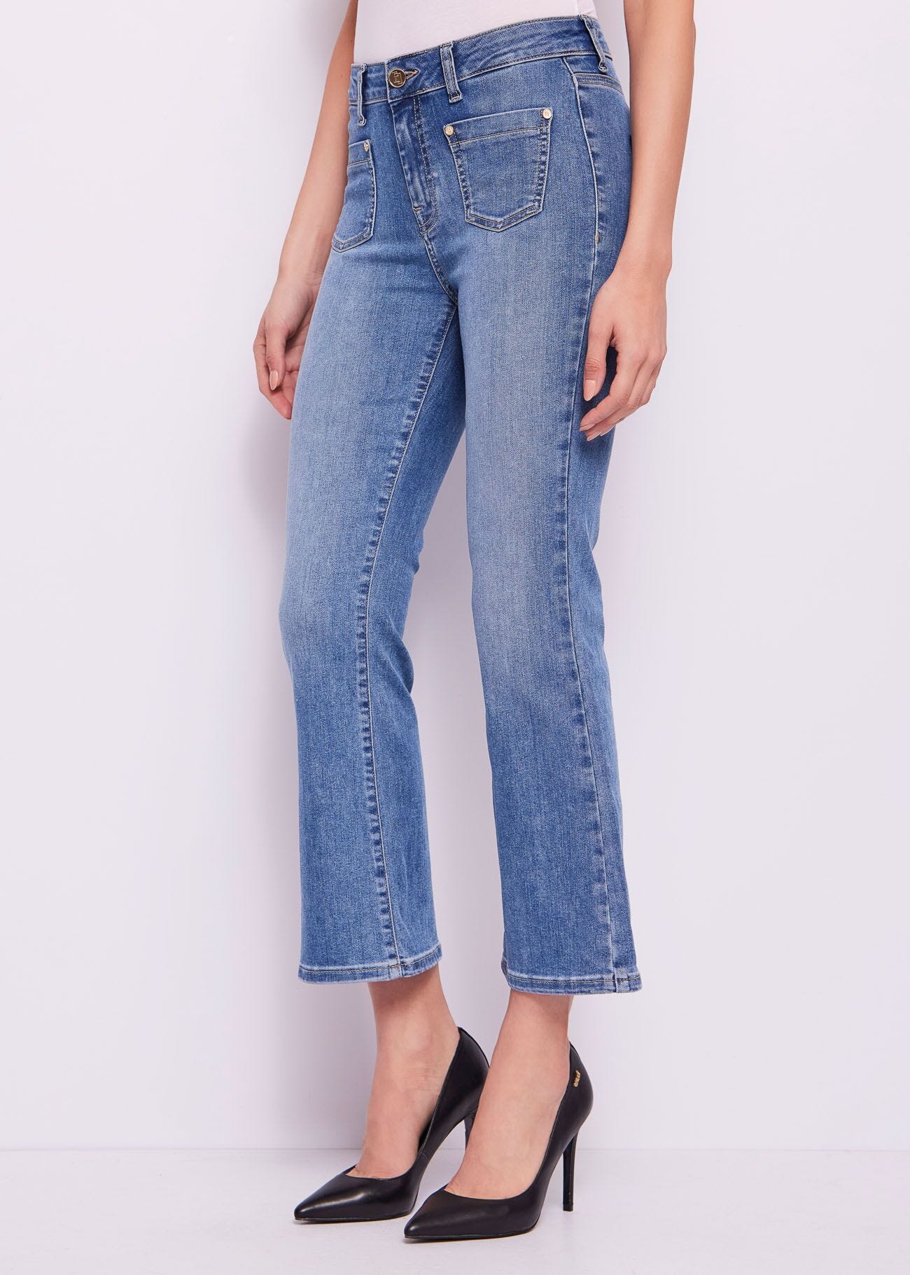 Women's cropped flared cotton jeans