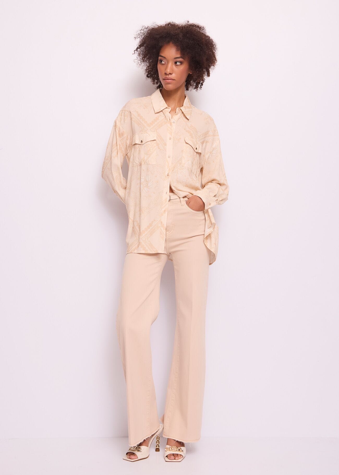 Camicia donna con taschini
