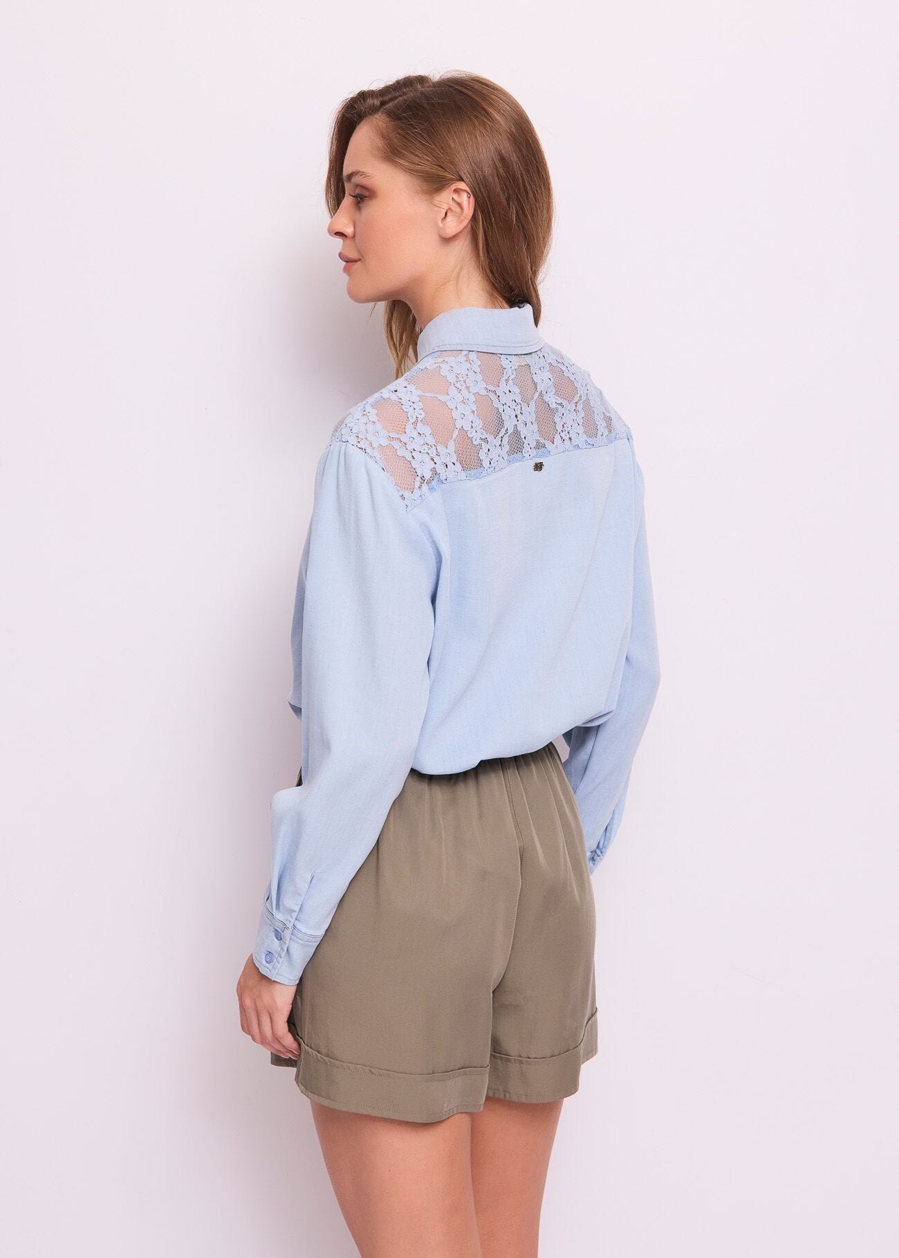 Chemise en chambray avec dentelle pour femme