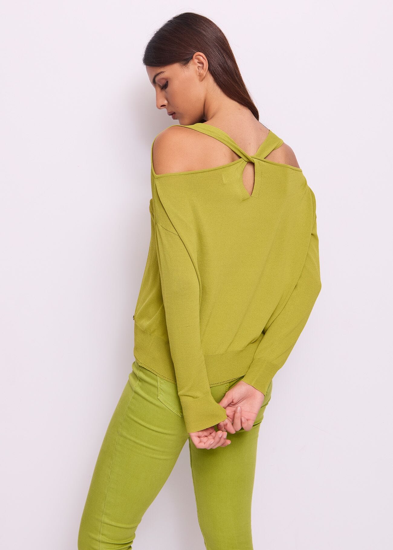 Maglia donna verde con scollo a V