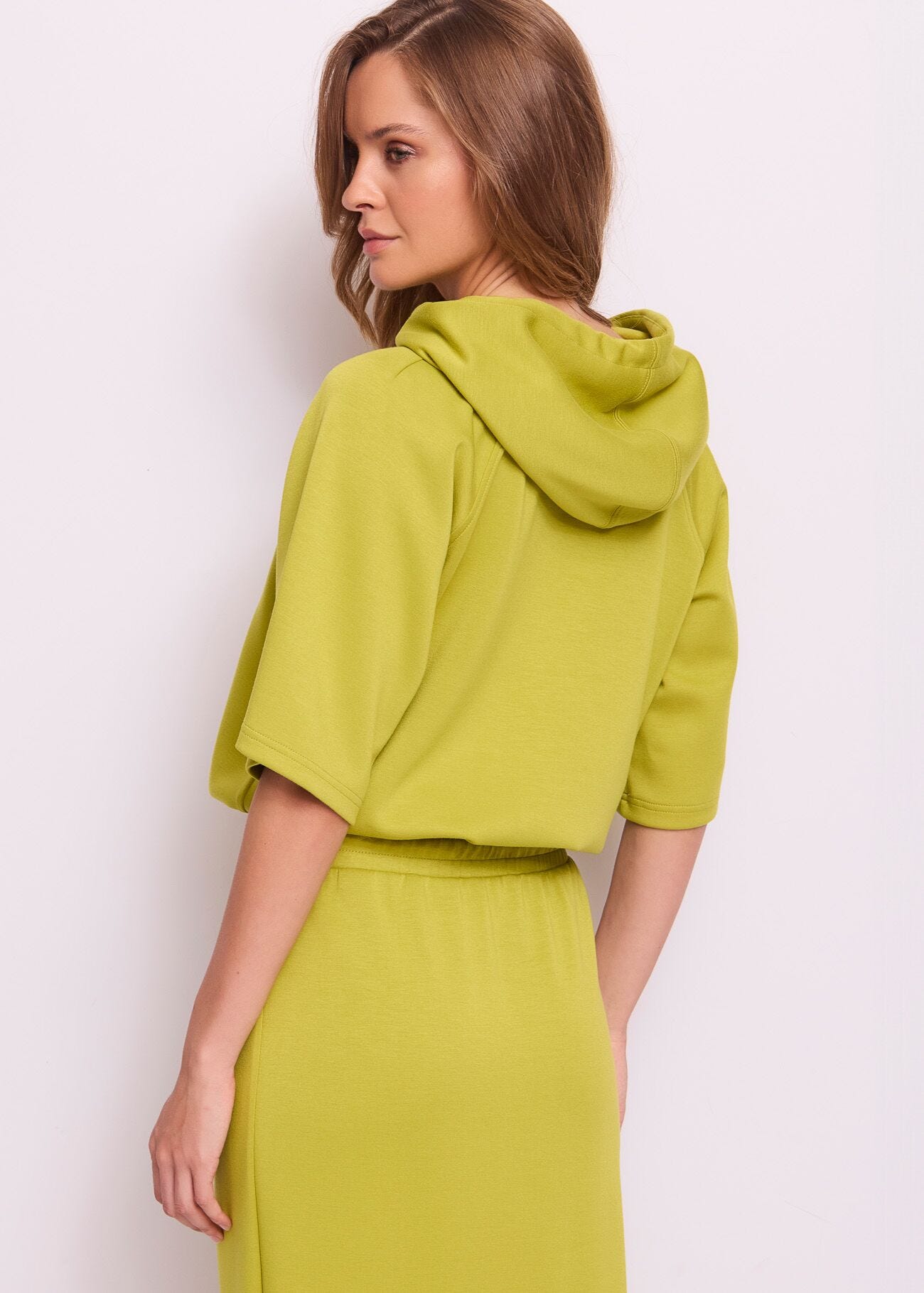 Sweat-shirt vert avec capuche pour femme