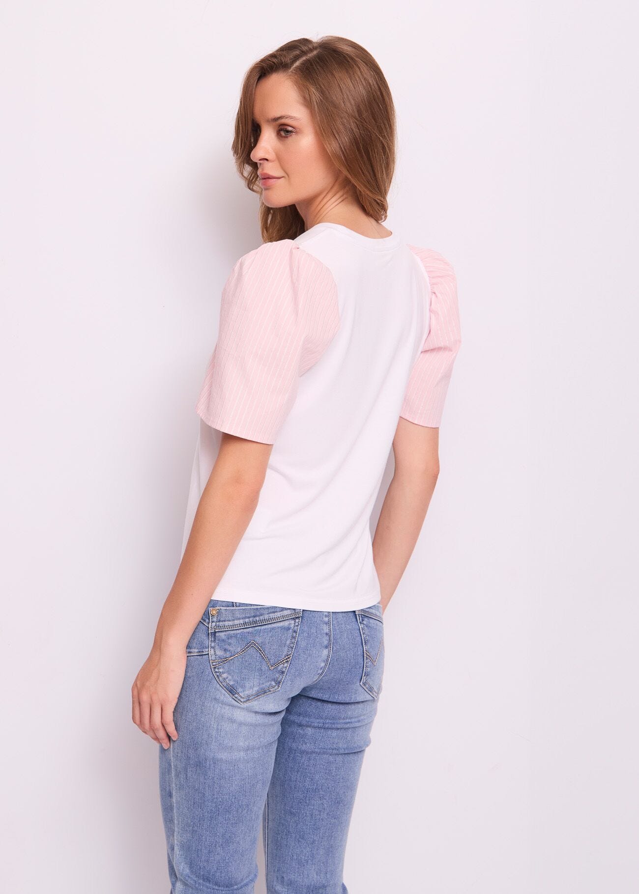 Camiseta blanca de algodón para mujer