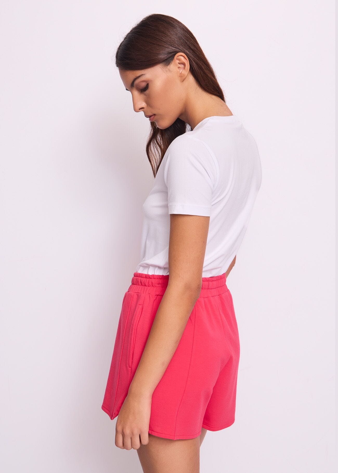 Camiseta blanca de algodón para mujer