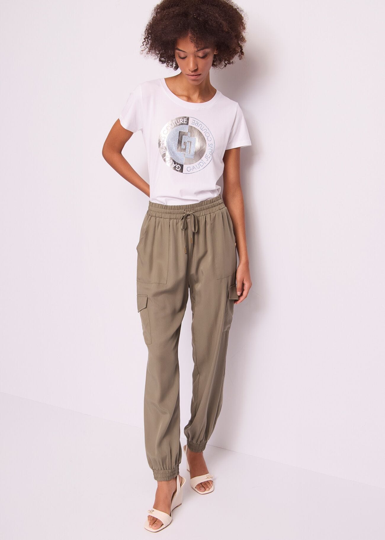 Camiseta blanca de algodón para mujer