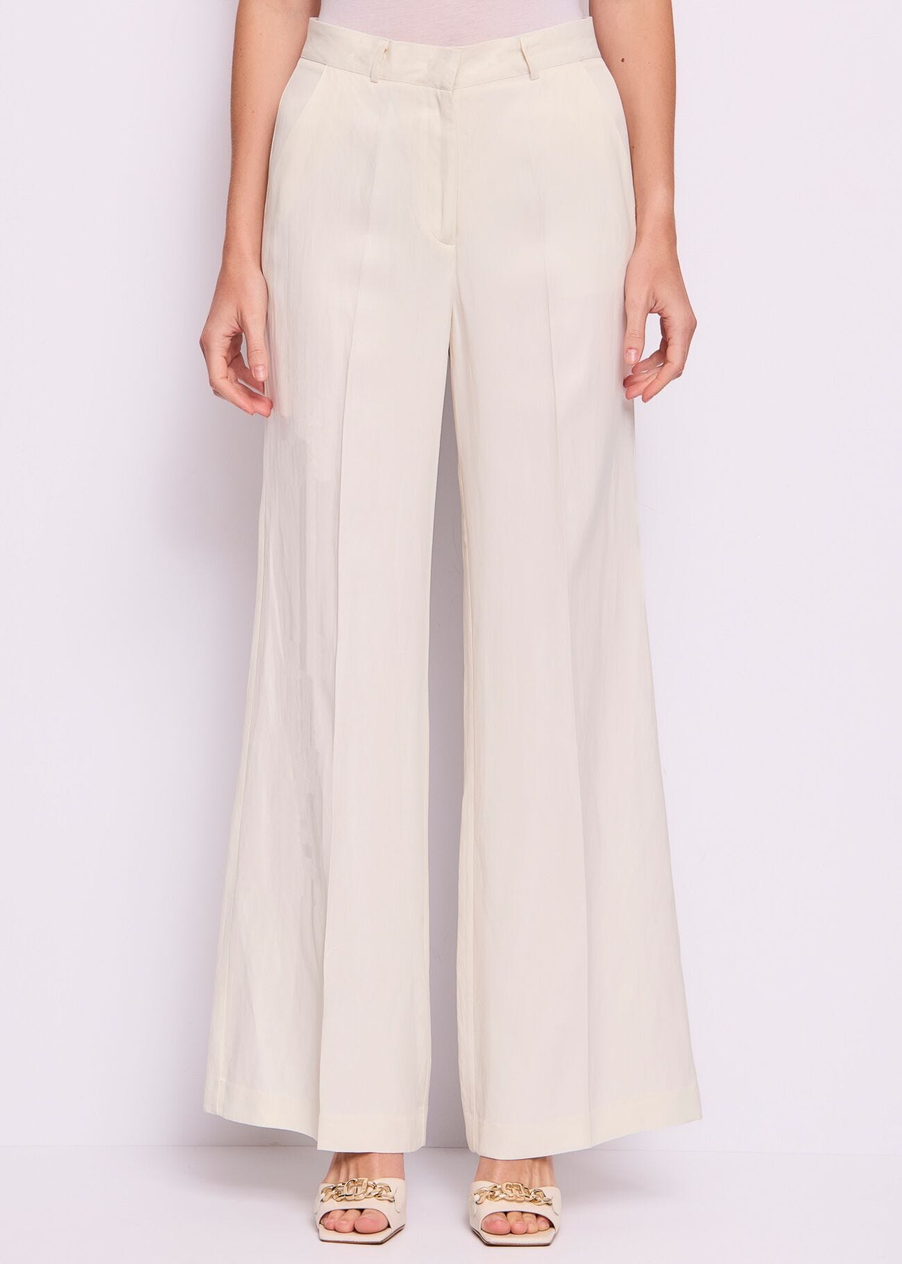 Pantaloni da donna con piega