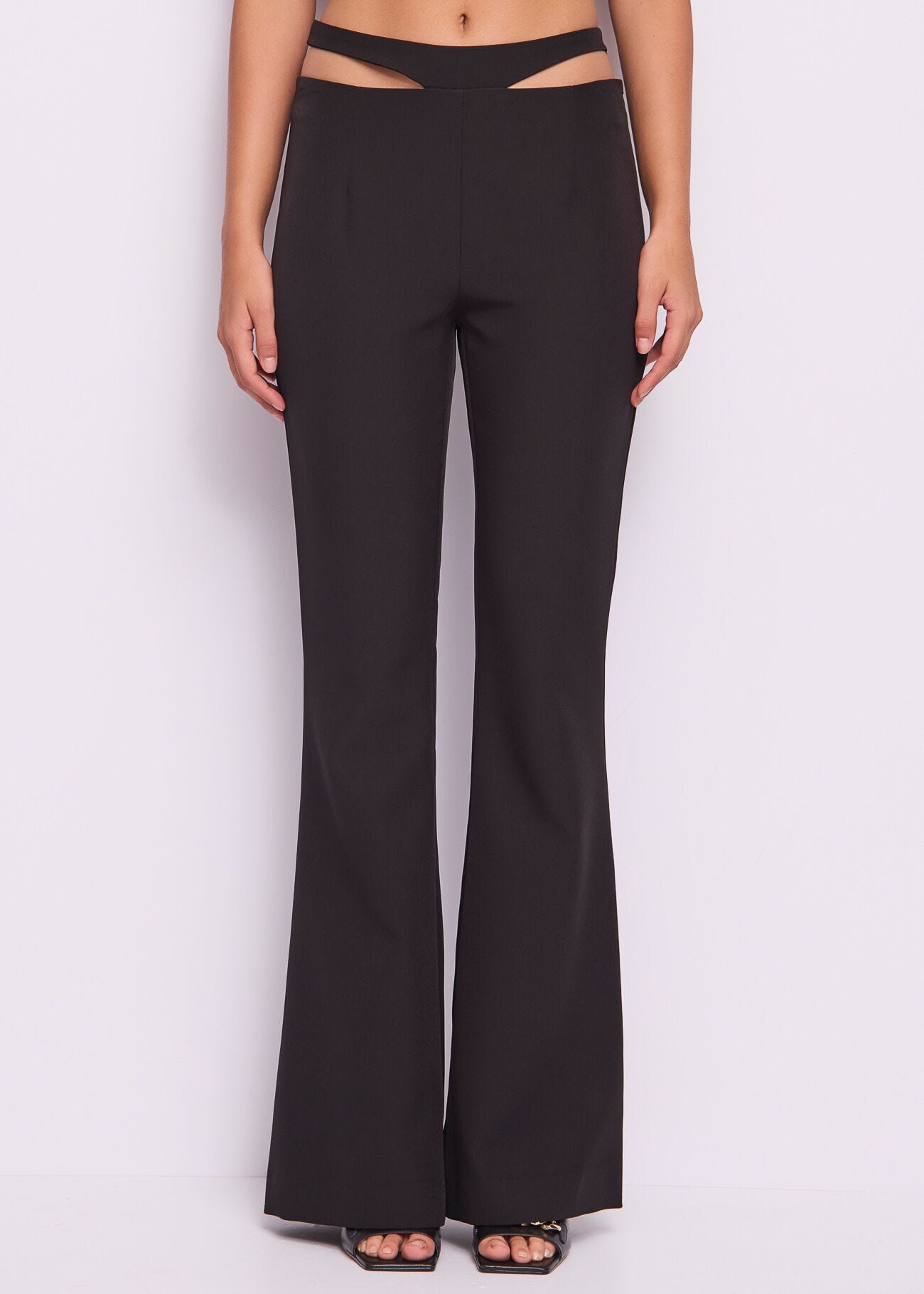 Pantaloni da donna neri con fibbia