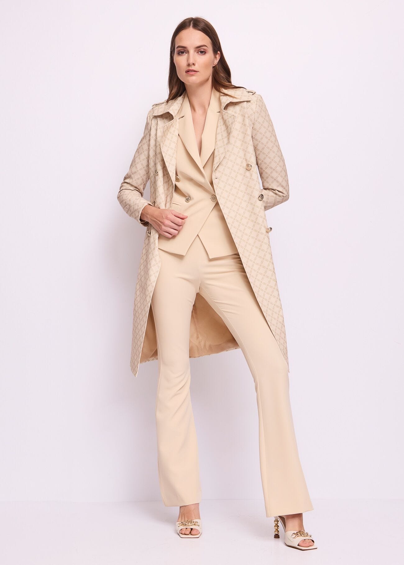 Blazer da donna beige doppiopetto