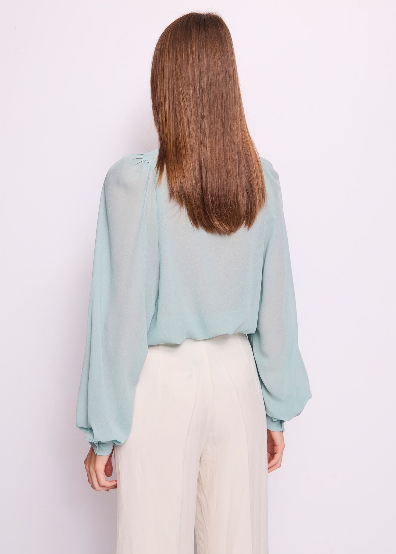Chemise verte en crêpe georgette pour femme
