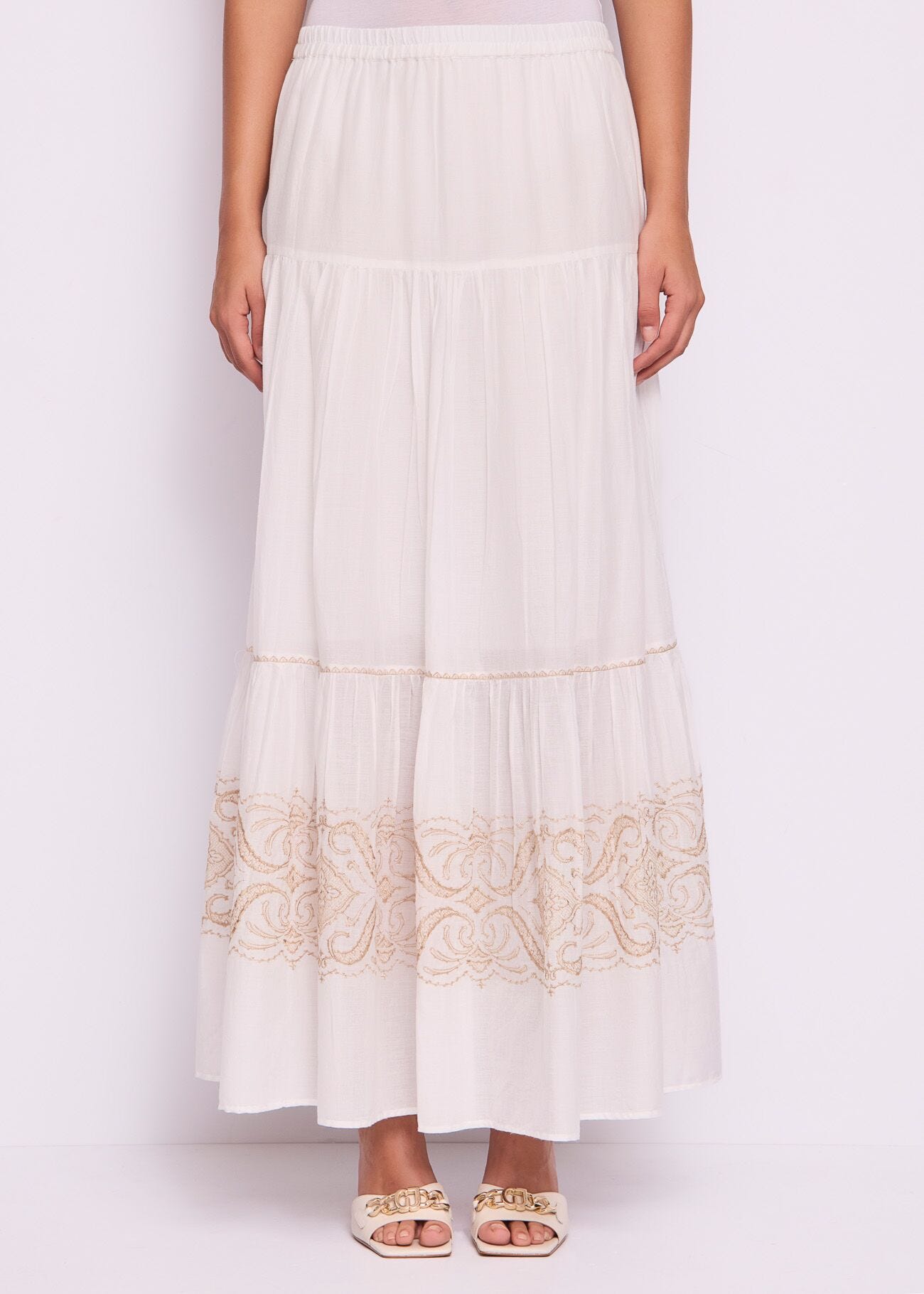 White cotton skirt with embroidery