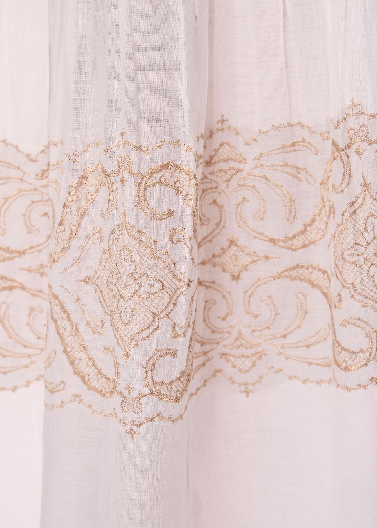 White cotton skirt with embroidery