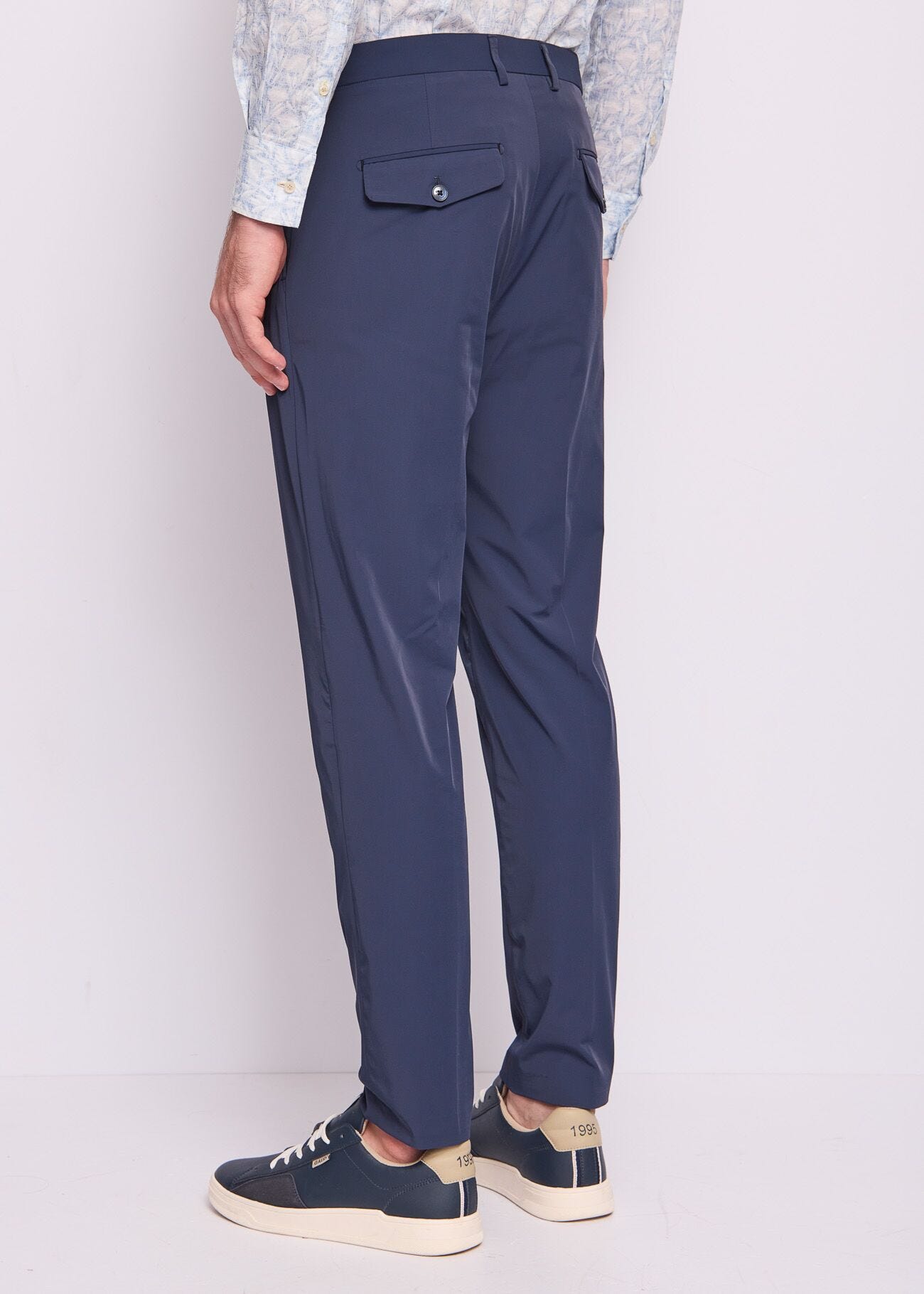 Completo da uomo blu in nylon