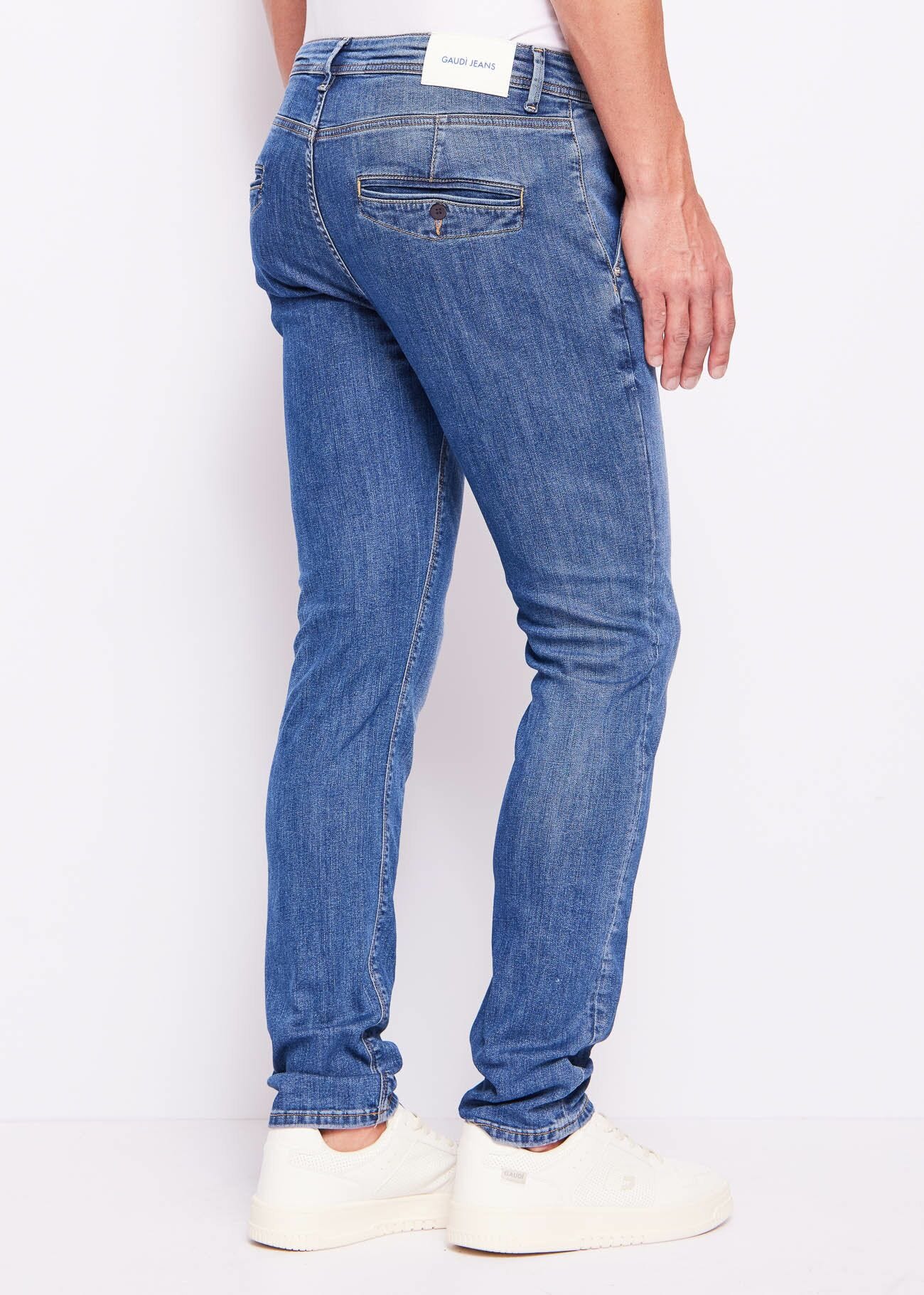 Vaqueros ajustados chinos de algodón desgastado para hombre
