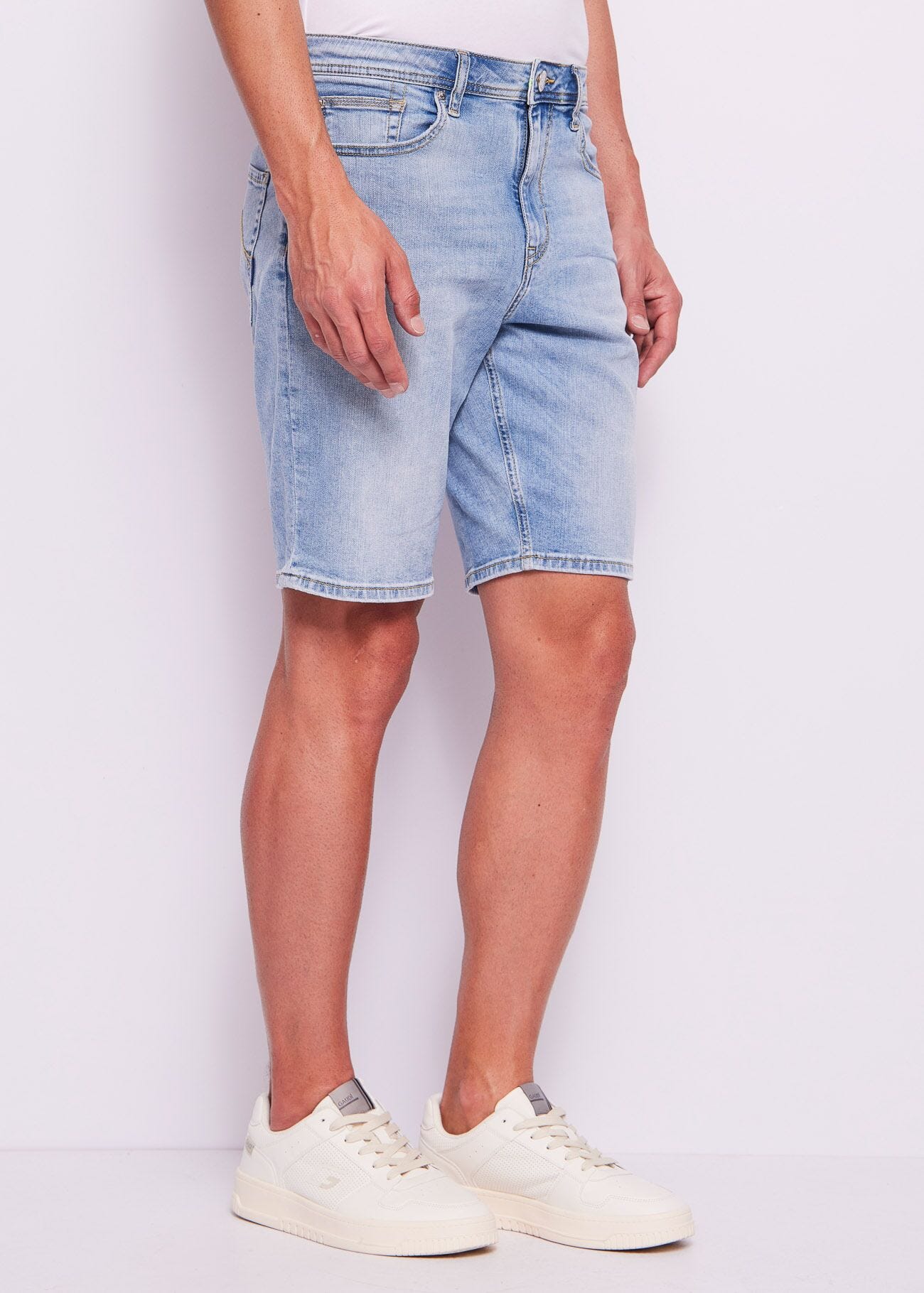 Pantalones cortos en dénim de algodón para hombre