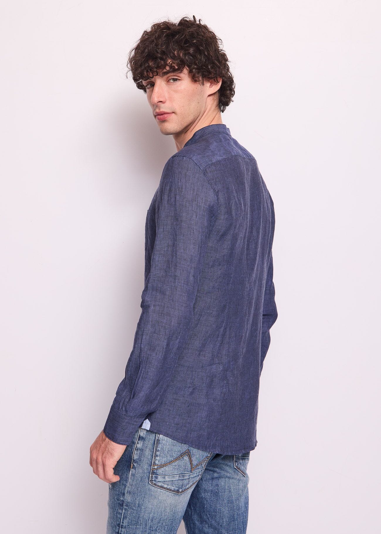 Camicia blu da uomo in lino
