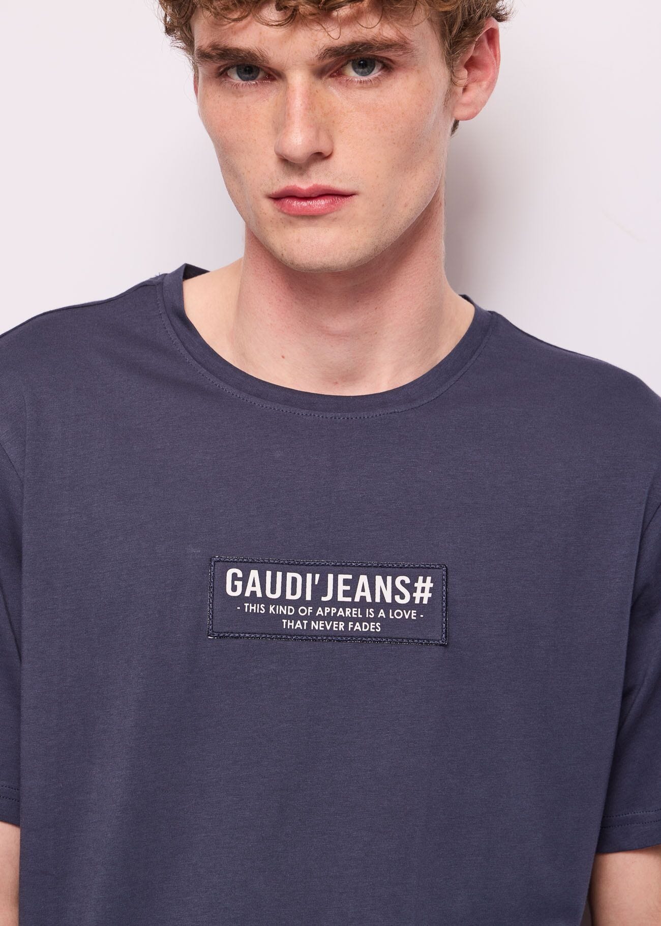 Camiseta azul de algodón para hombre