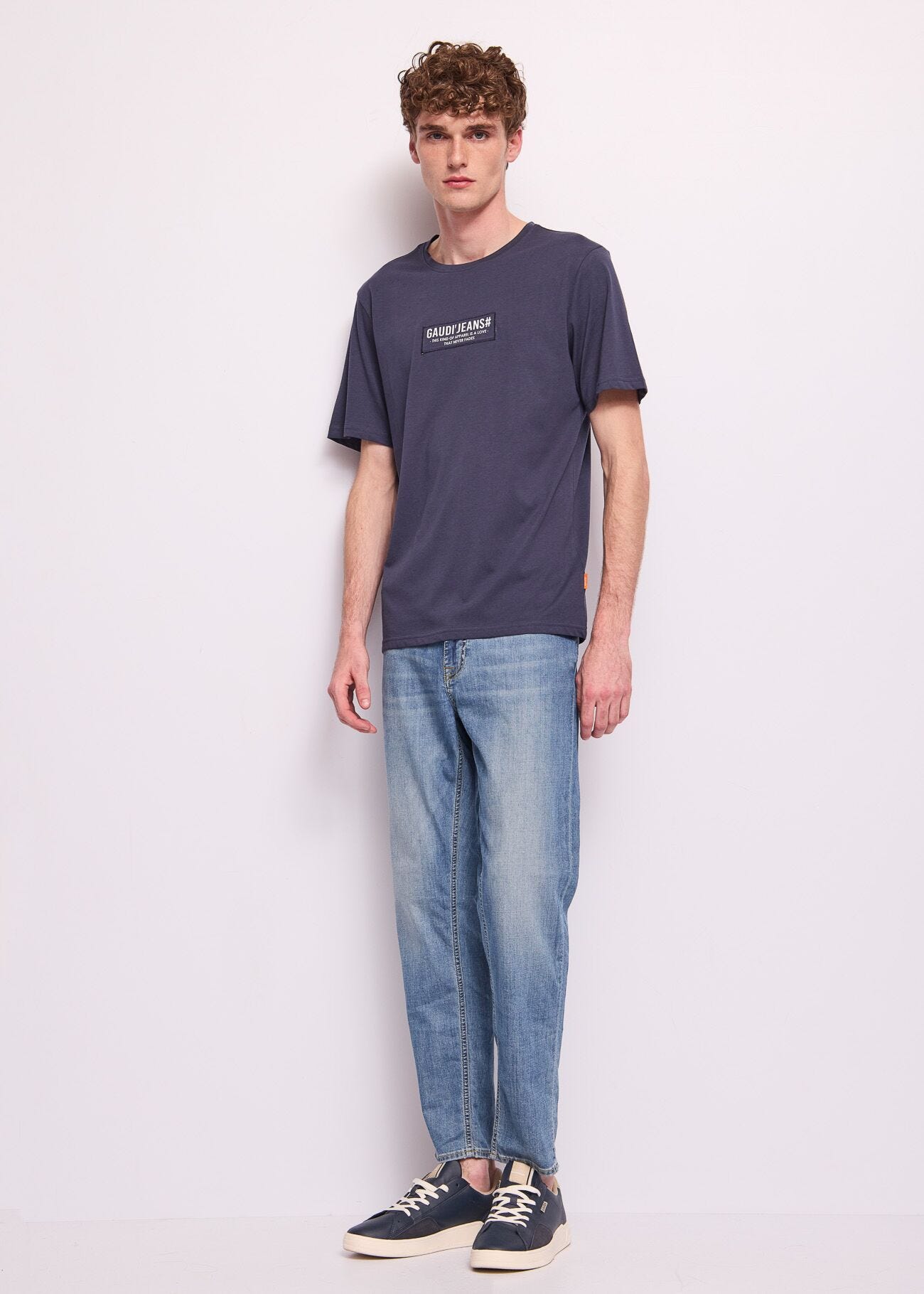 Camiseta azul de algodón para hombre