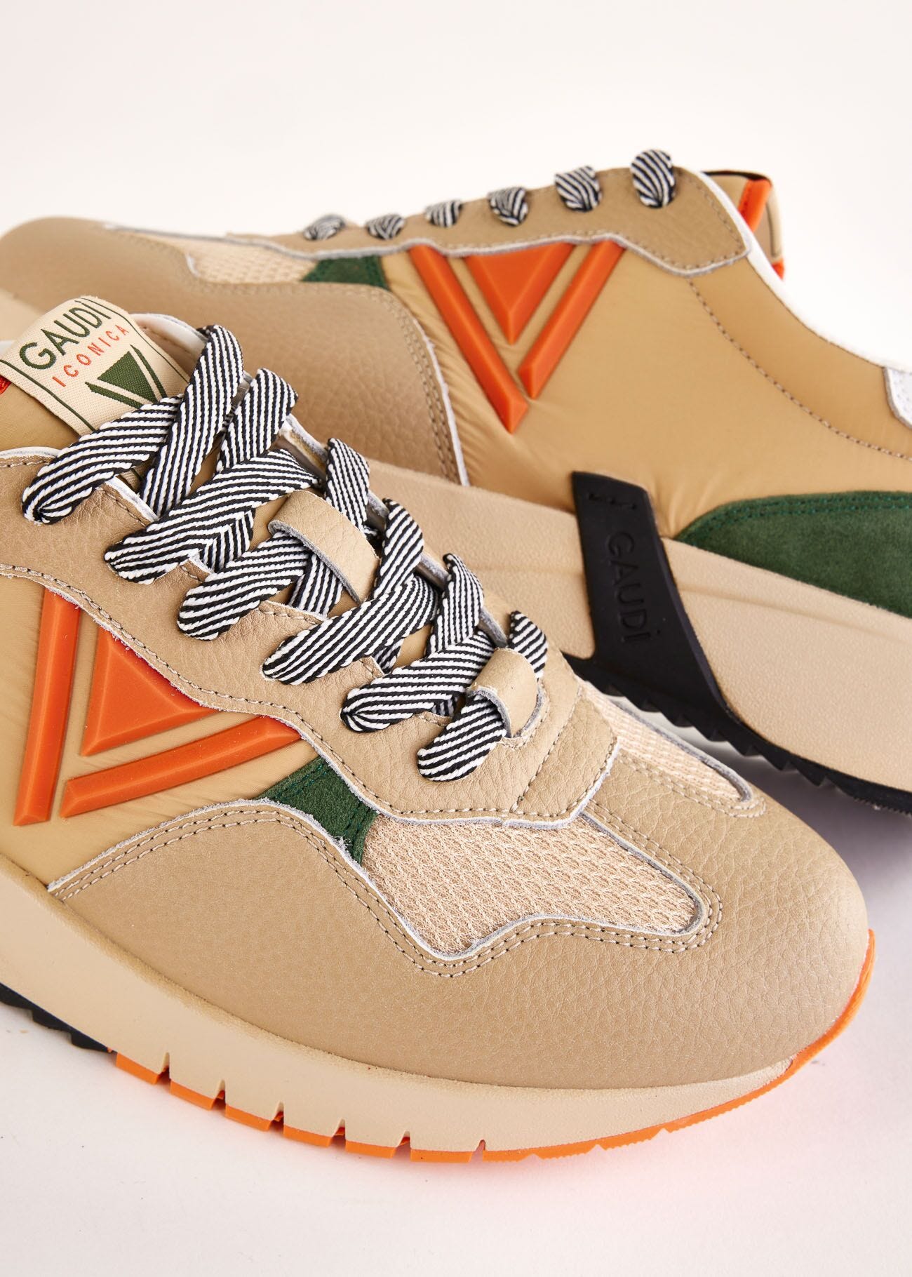 Baskets de running en cuir et nylon