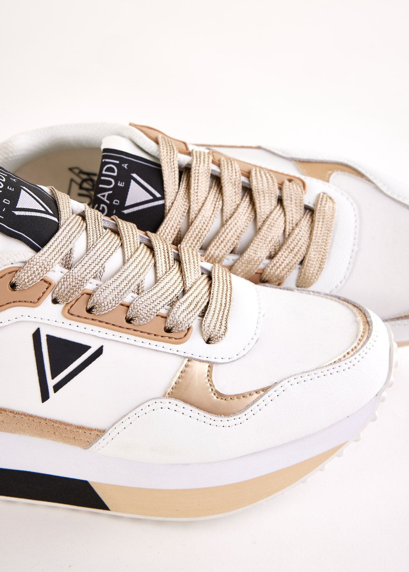 Baskets de running blanches en cuir