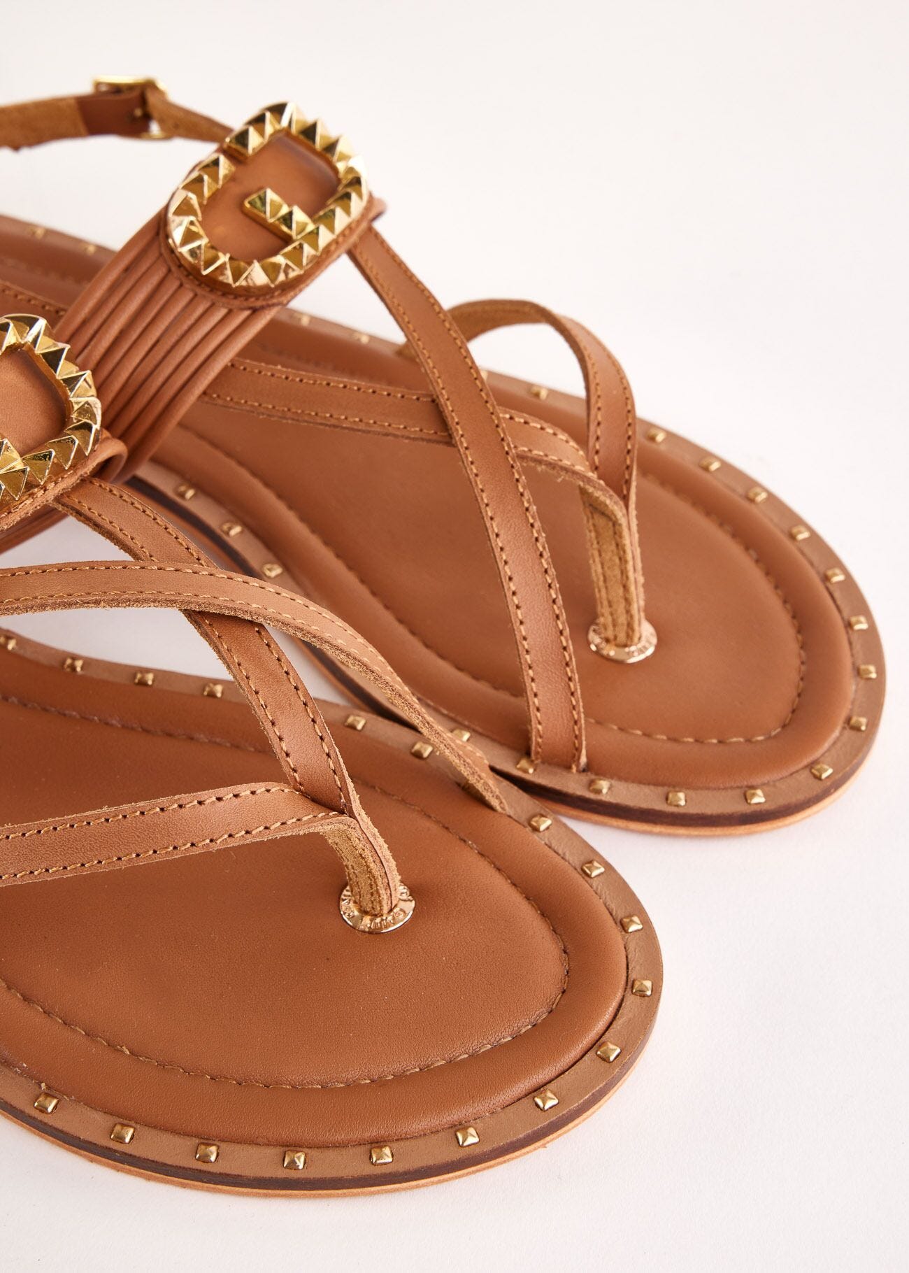 Sandales plates marron en cuir