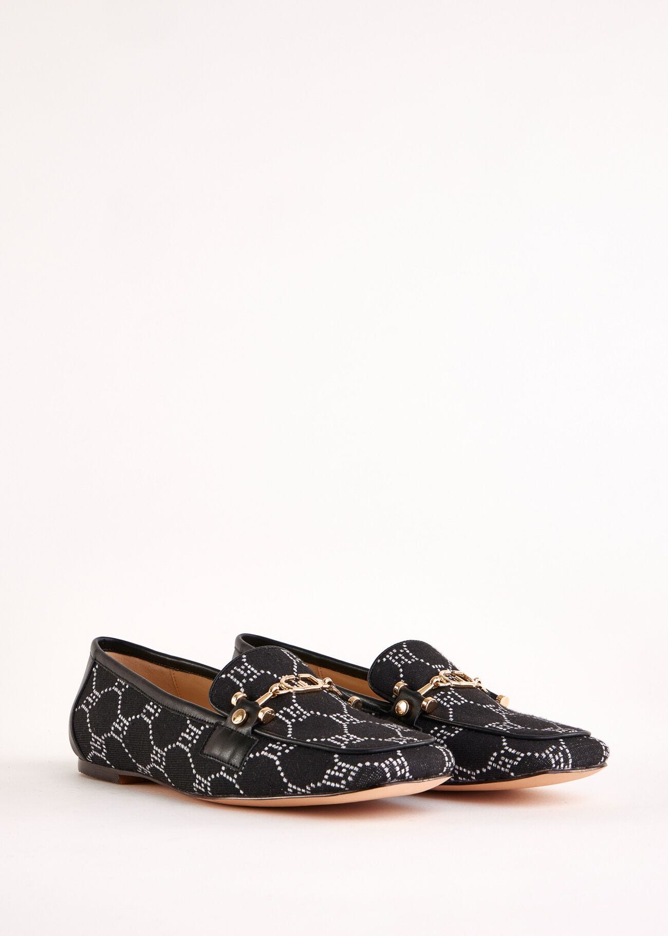 Black jacquard moccasins