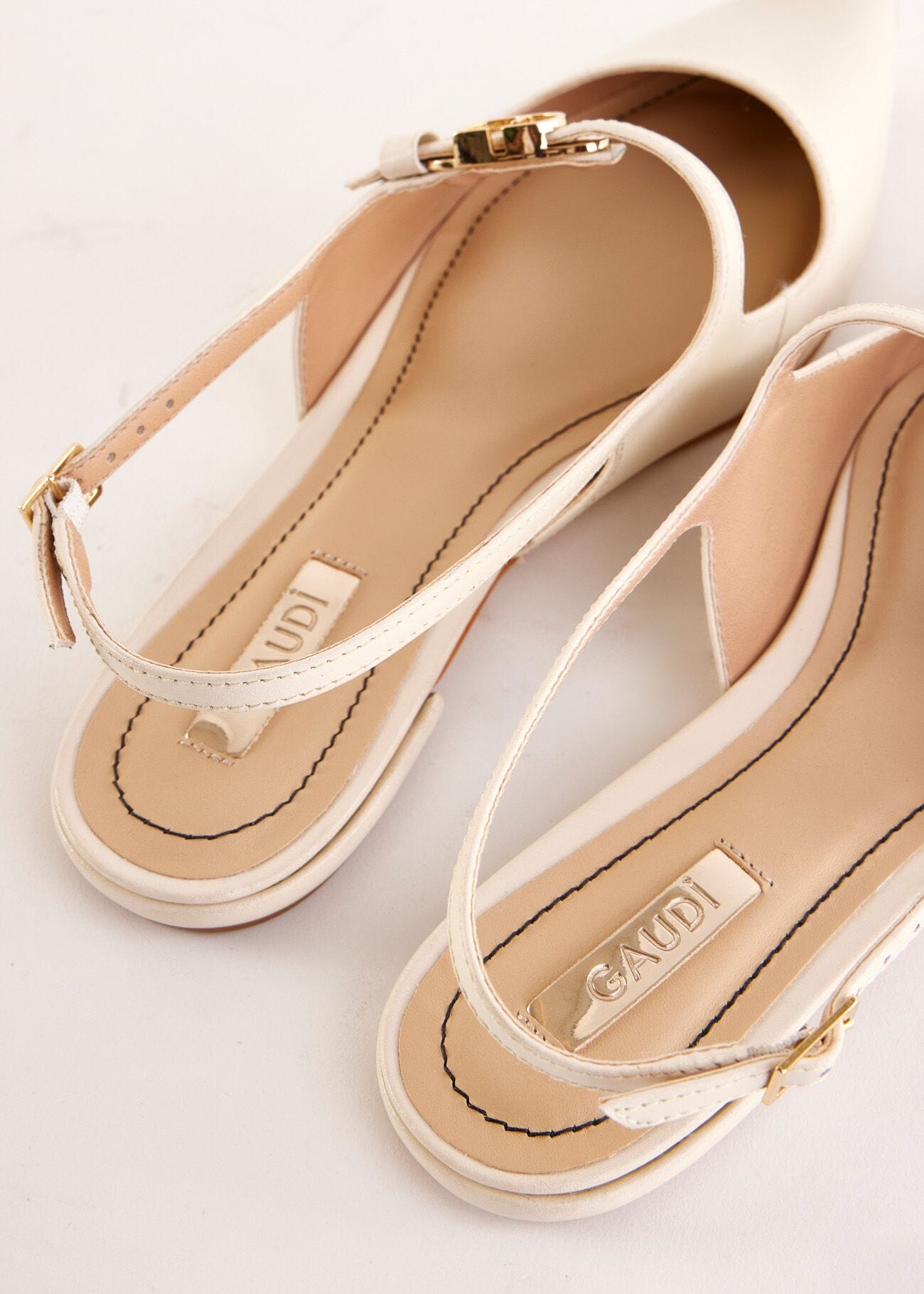 Escarpins blancs en cuir