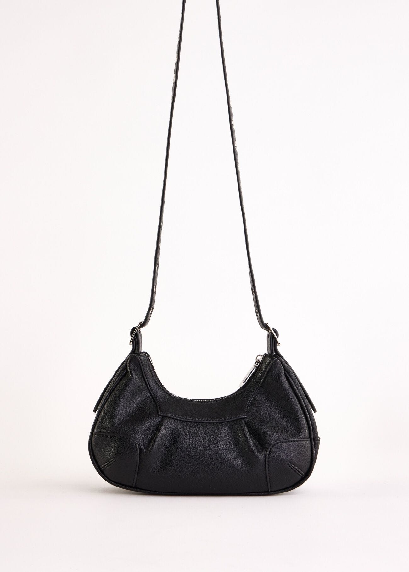 Sac à bandoulière noir avec clous