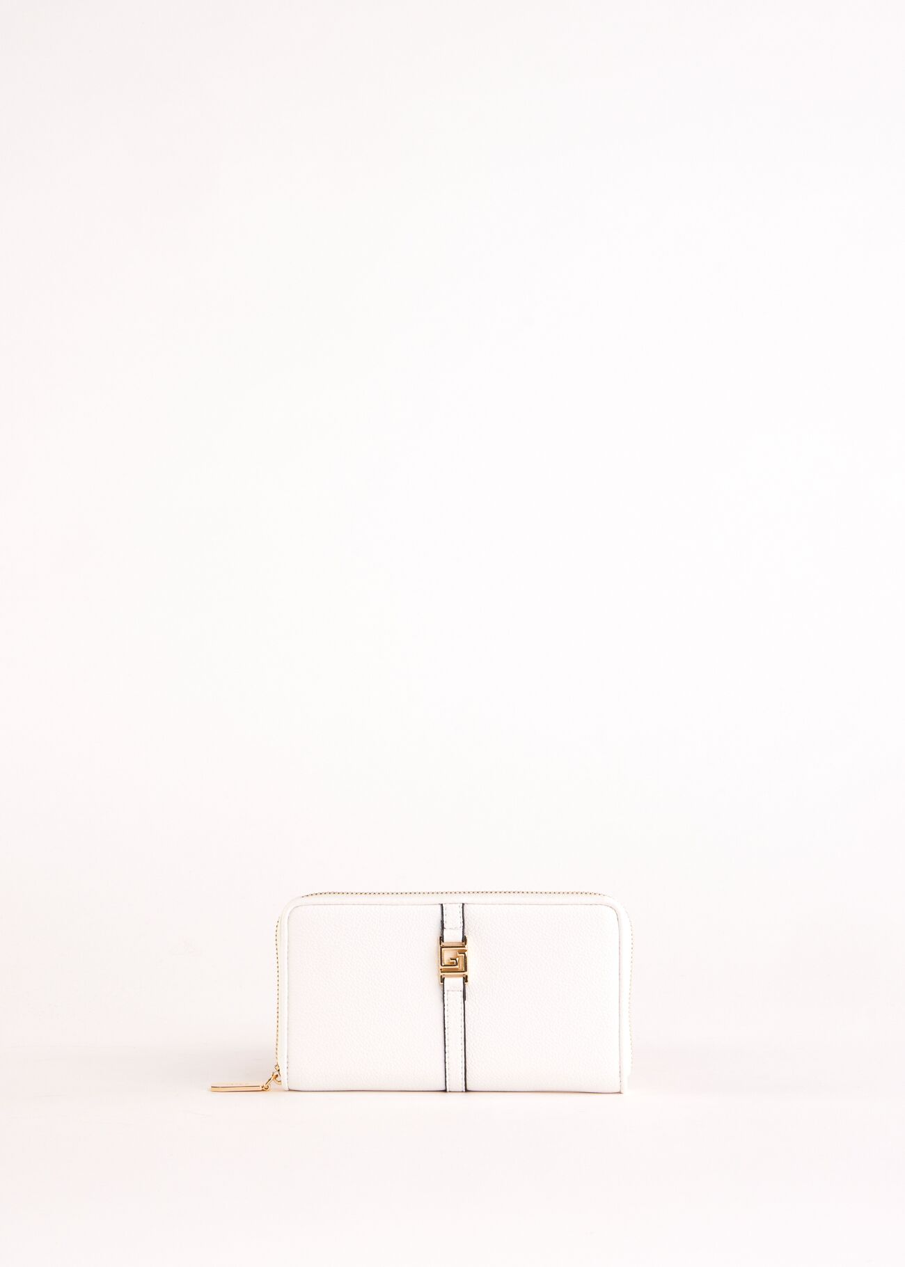 White zip-around wallet