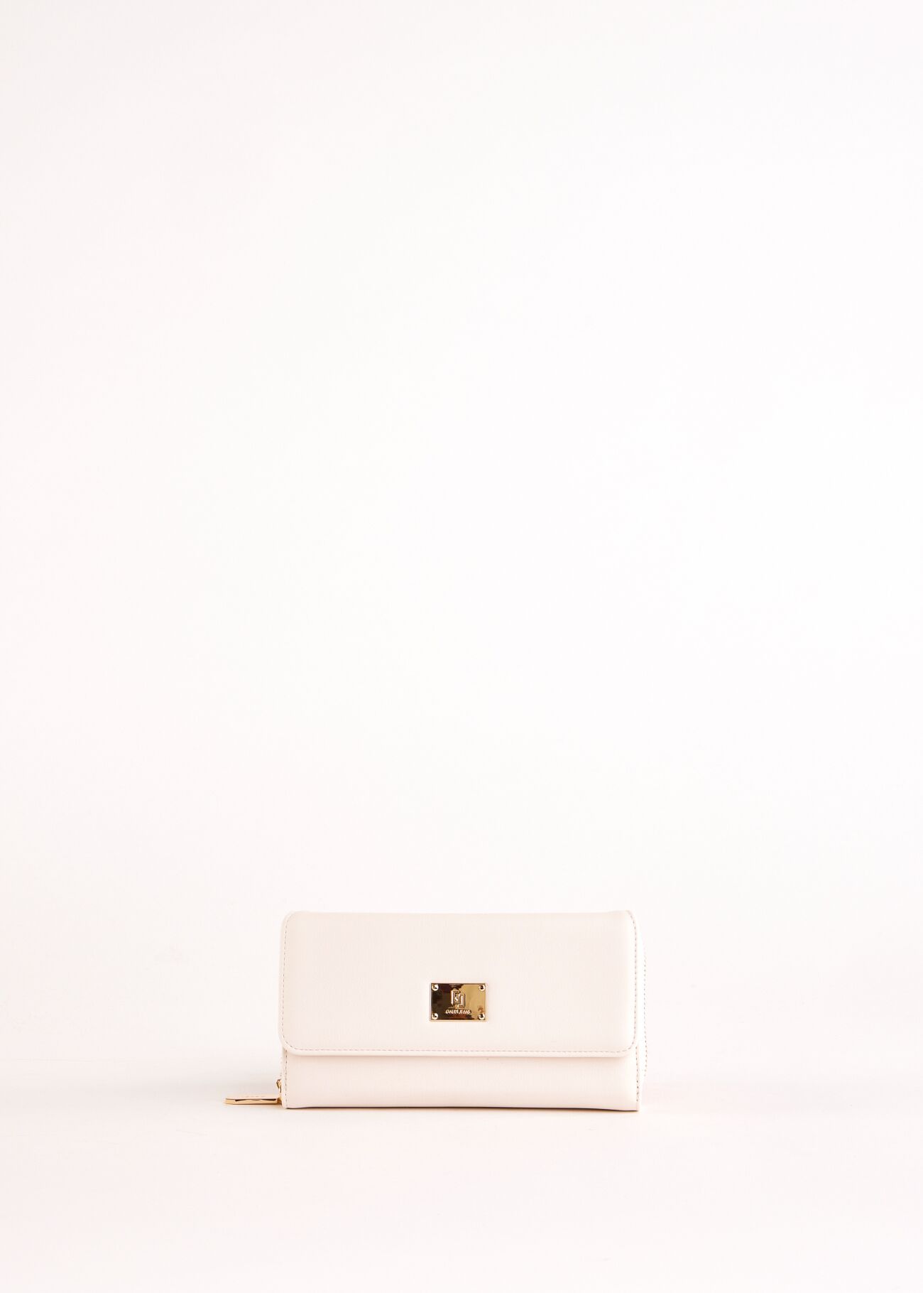 White zip-around wallet