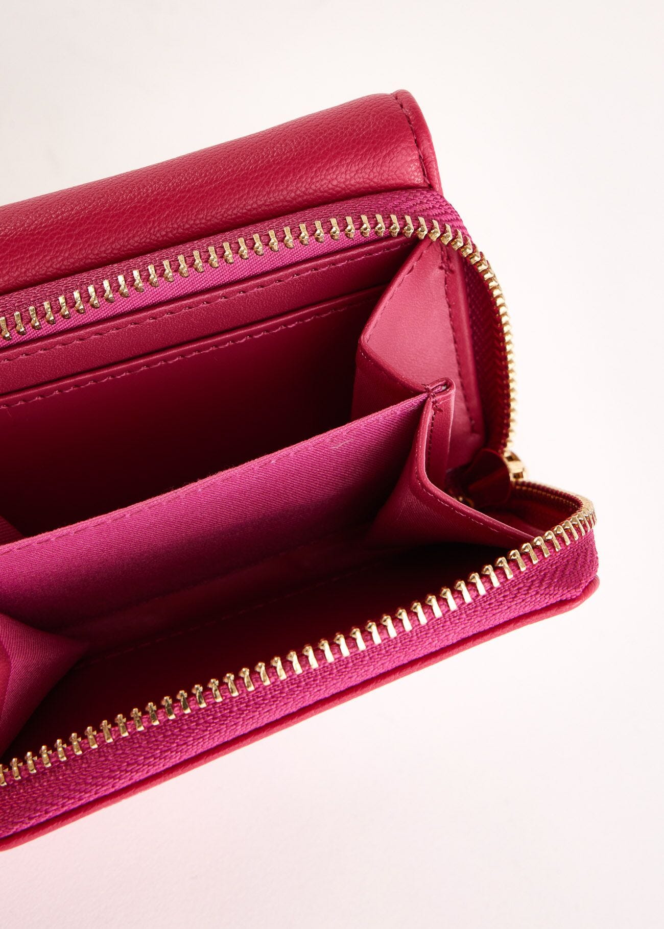 Mini portefeuille fuchsia zippé sur le pourtour