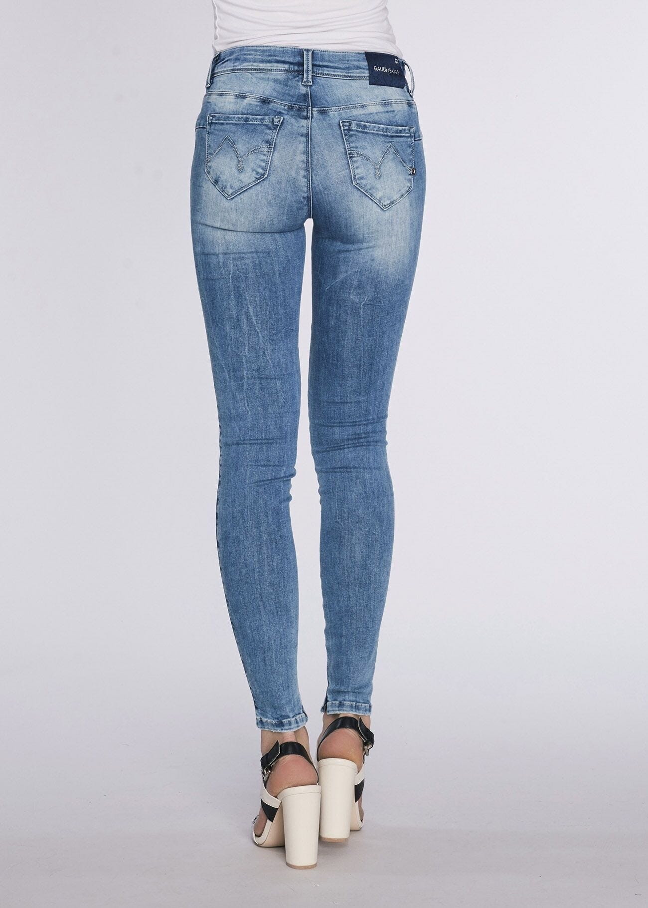 Jeans skinny con strass