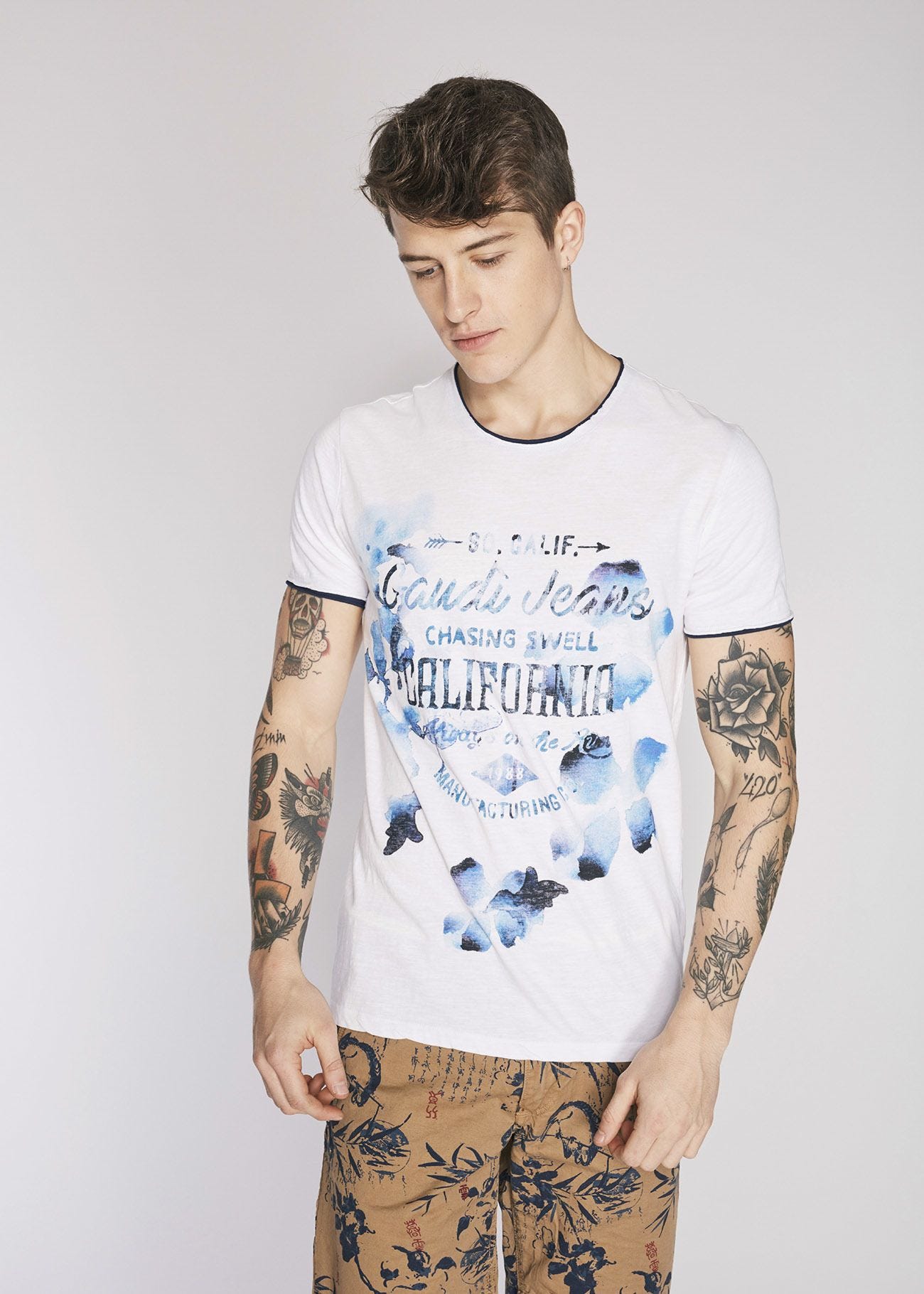 T-shirt in cotone stampa multicolor