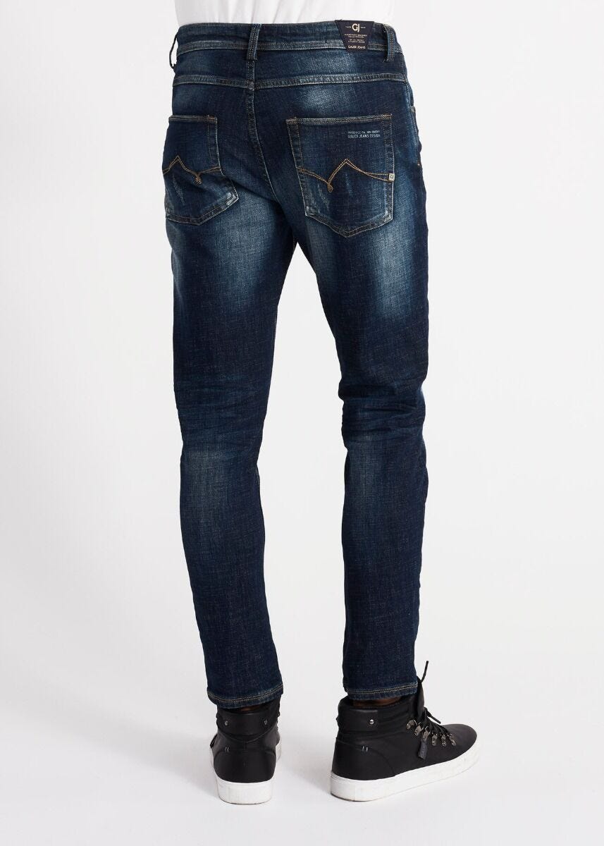 Skinny loose fit jeans
