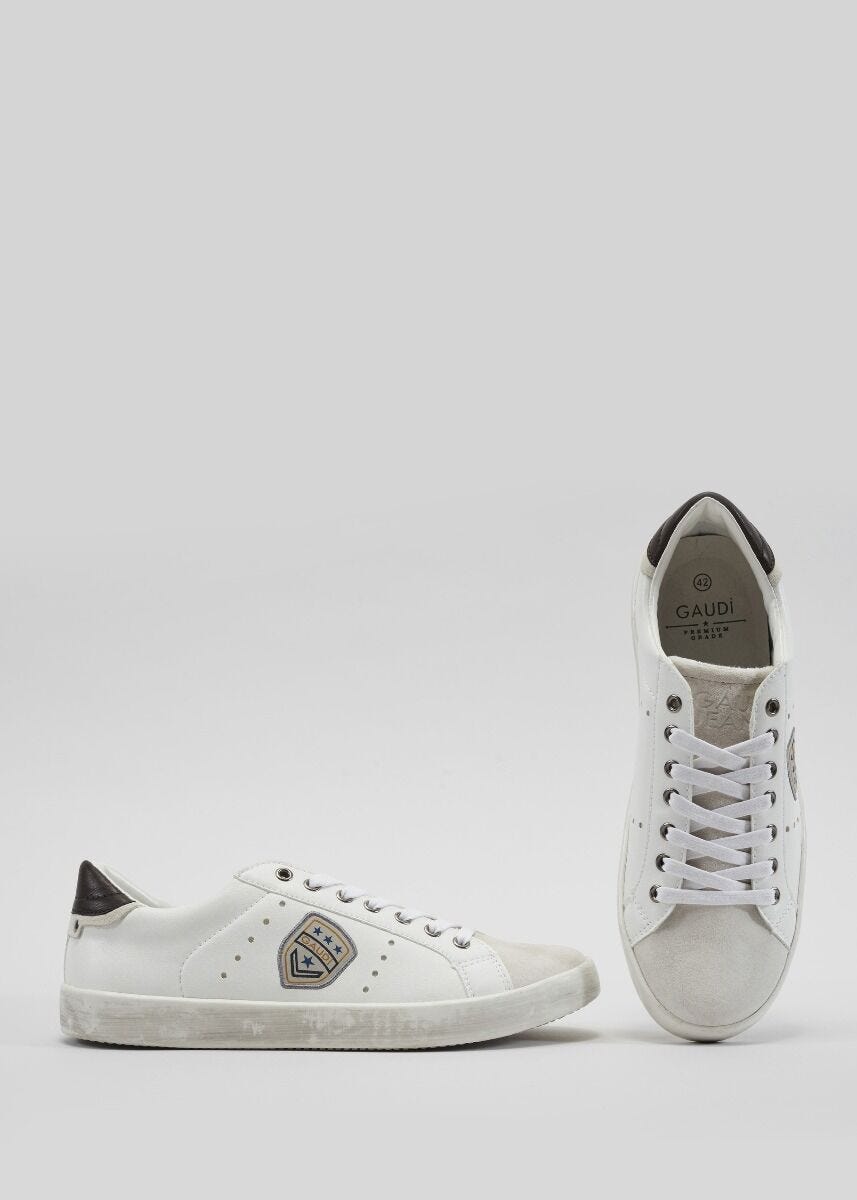 Leather trainers with patches