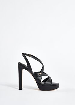 Strappy leather sandals Gaudì Fashion