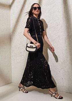 Black Abito da donna nero con maniche corte Gaudì Fashion